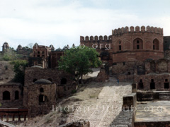 Geisterstadt und Ruine in Indien.
