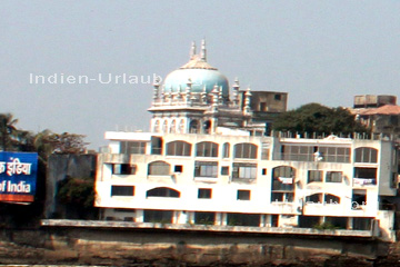 Die Jahaz Mmahal Masjid Moschee in Bombay.